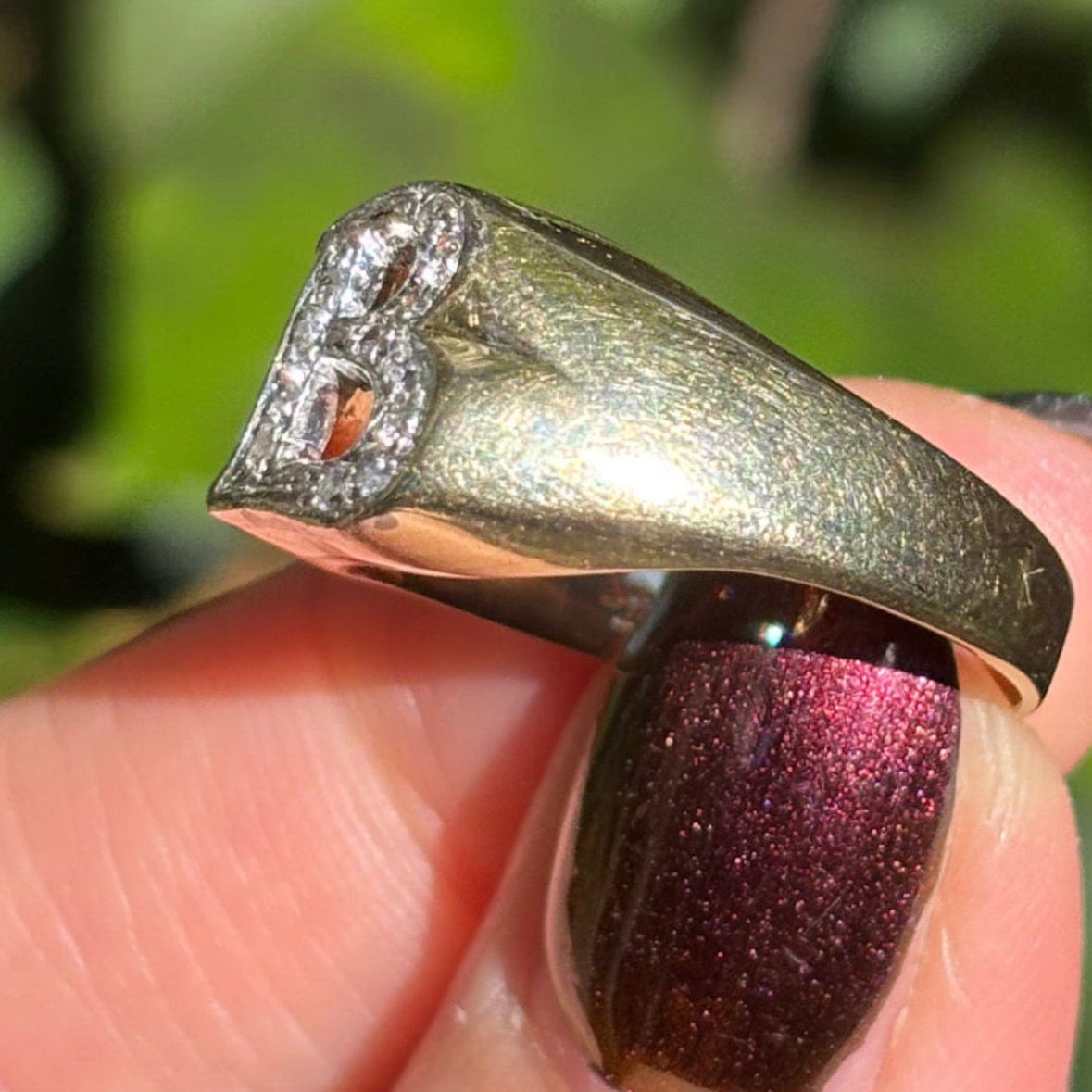 Vintage 14K Diamond B signet ring