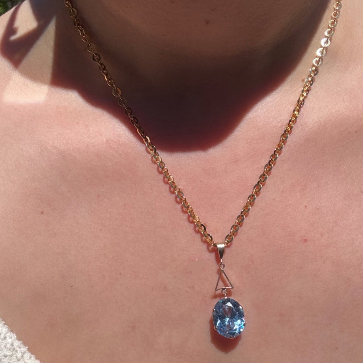 Vintage 8K Large Blue created Spinel pendant