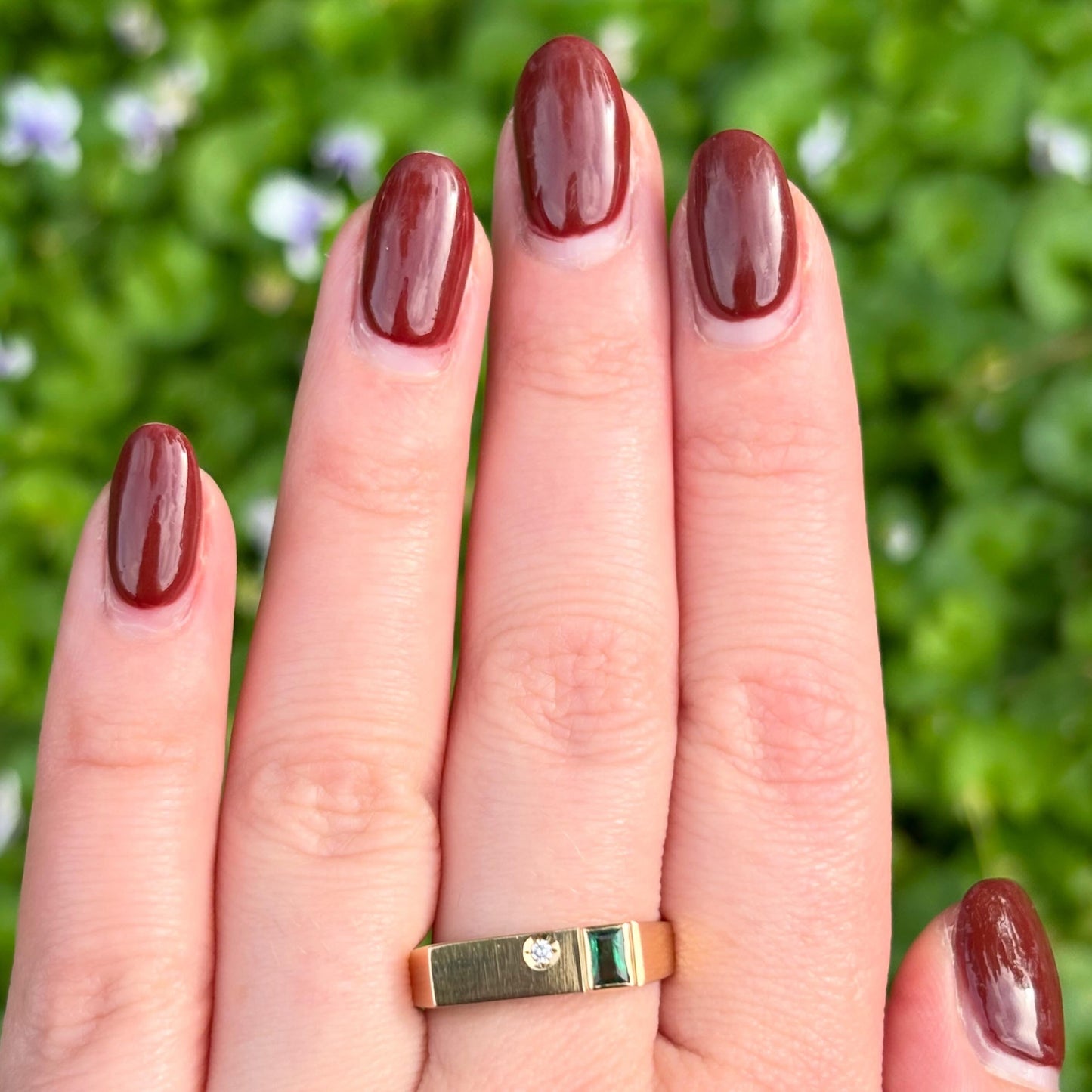 Vintage 18K Natural Emerald and Diamond rectangular signet ring