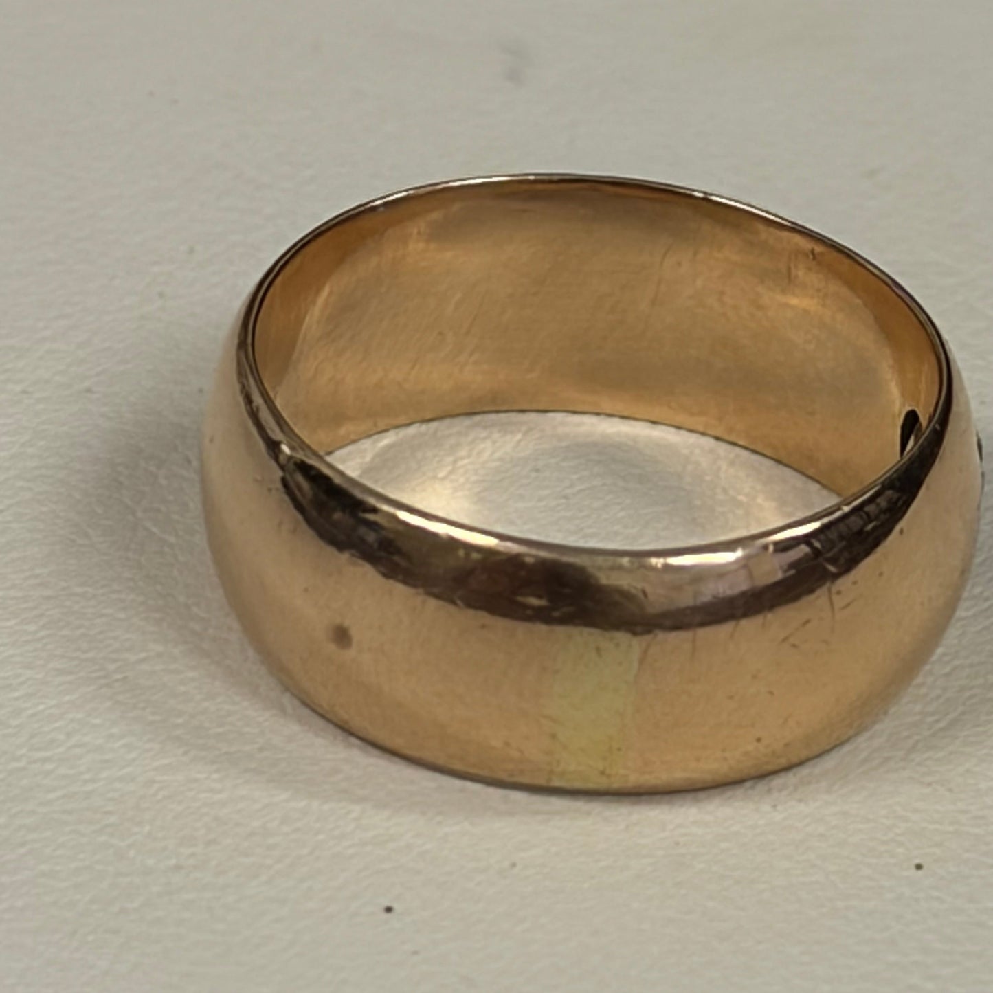 Antique Victorian 18CT chunky cigar band with large old Starburst set Diamond