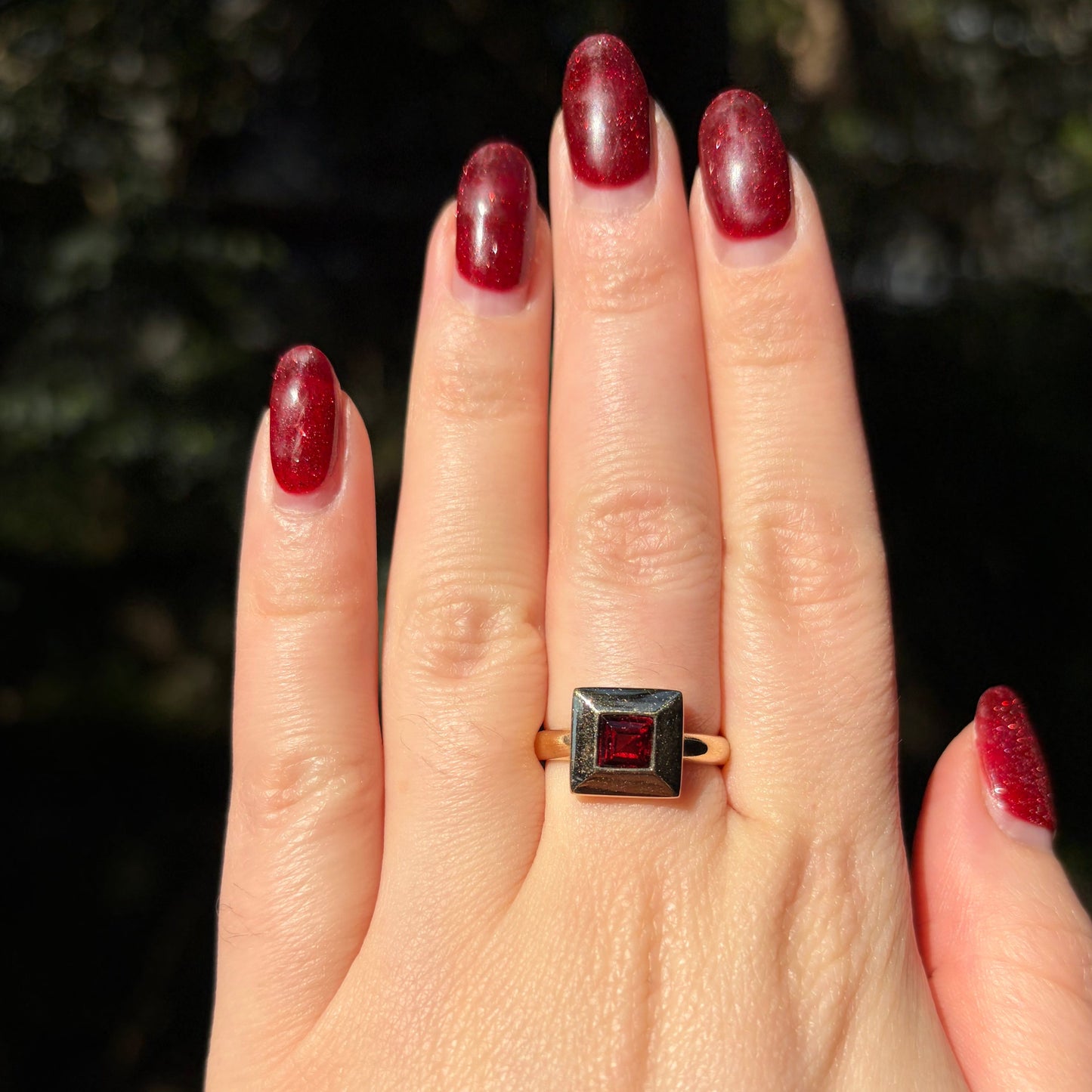 Vintage 9CT square bezel set Garnet ring