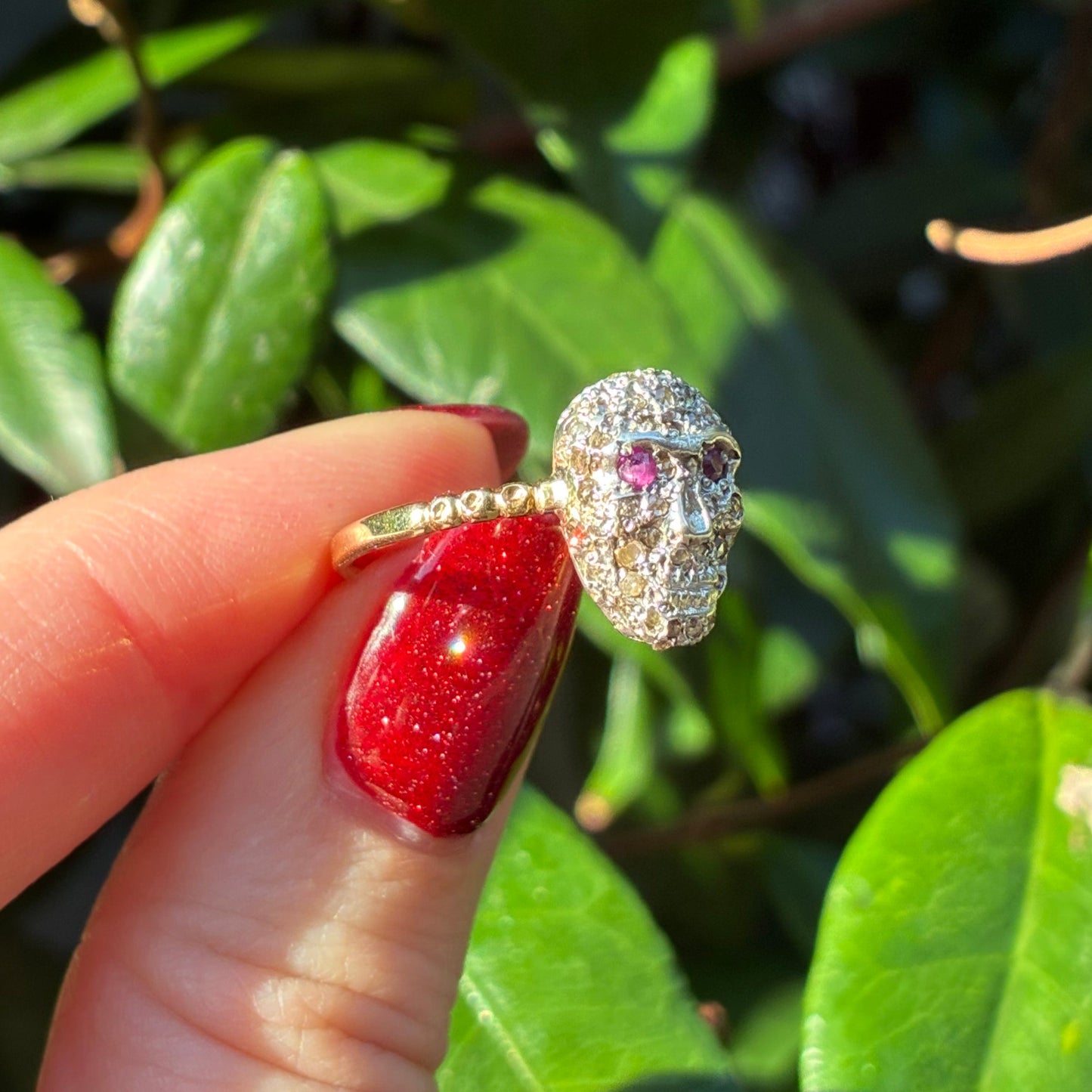 18CT gold, silver and Diamond encrusted Ruby eyed skull ring