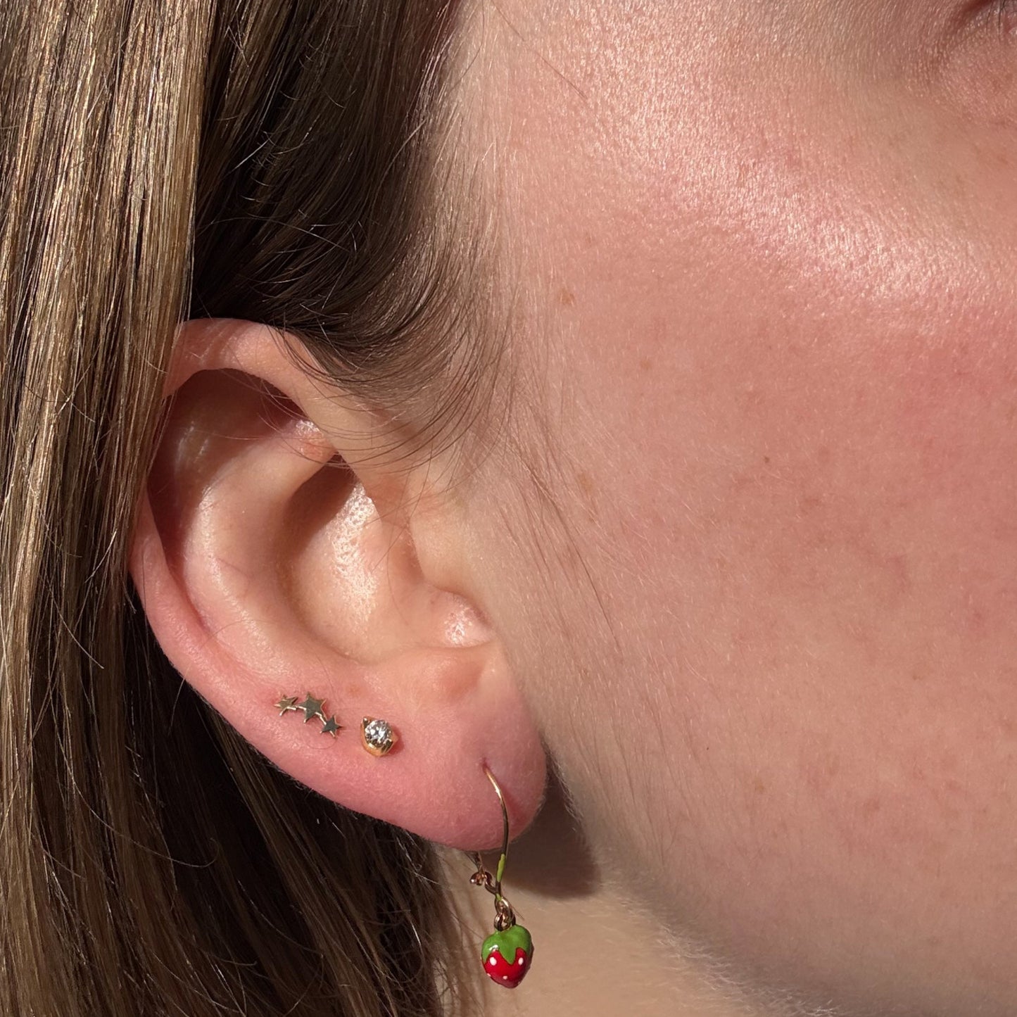 16K yellow gold and enamel strawberry earrings