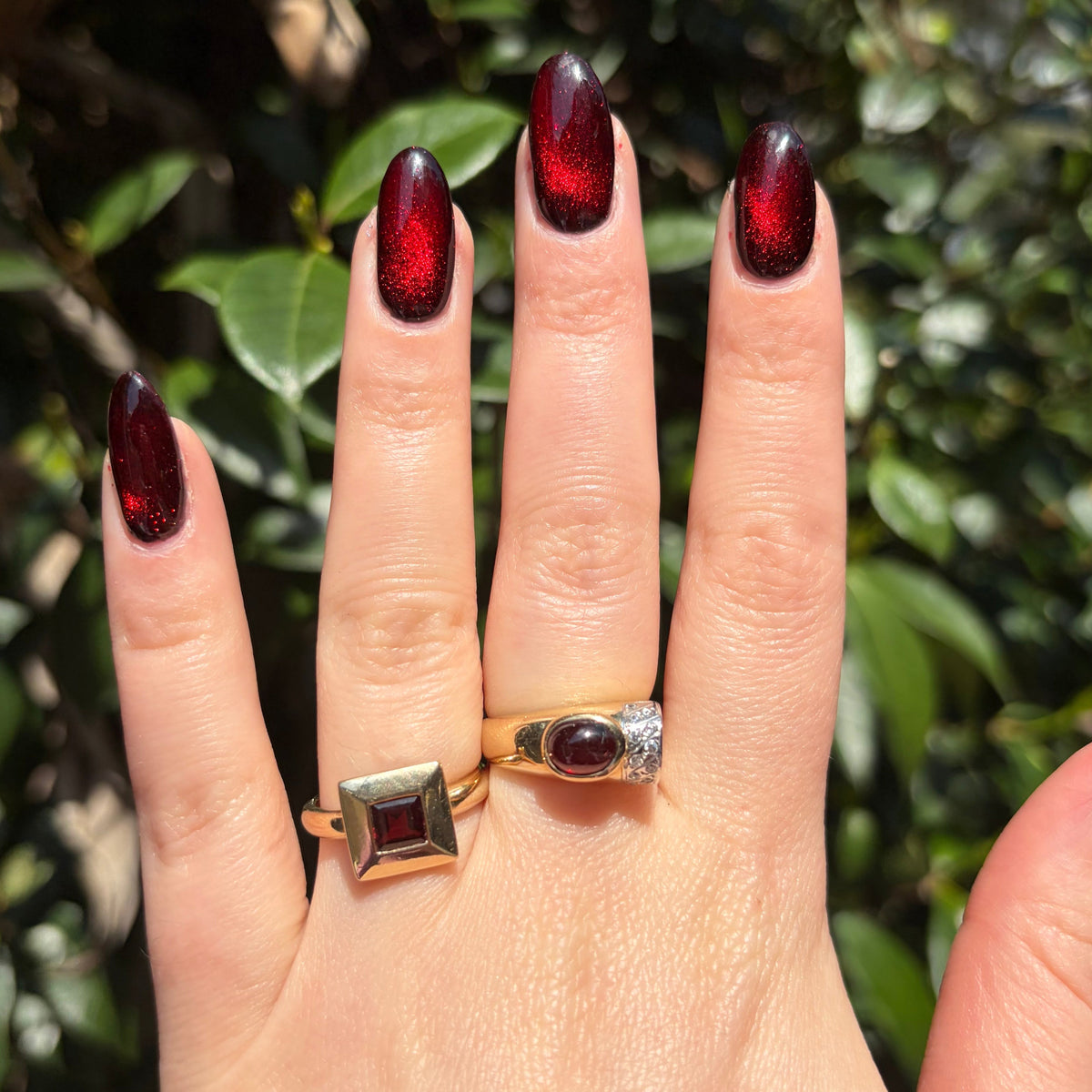 Vintage 9CT square bezel set Garnet ring
