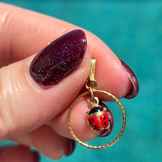 NEW 18K gold dangling enamel ladybug pendant