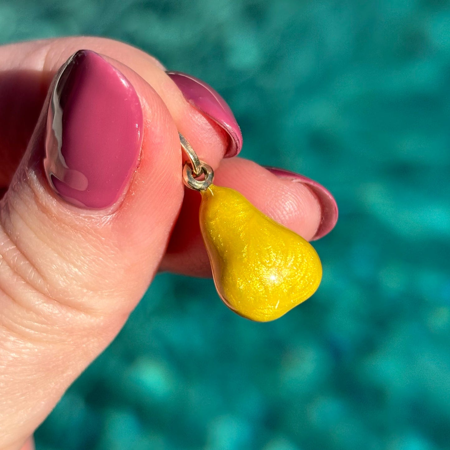 Italian 9k yellow gold and enamel Pear