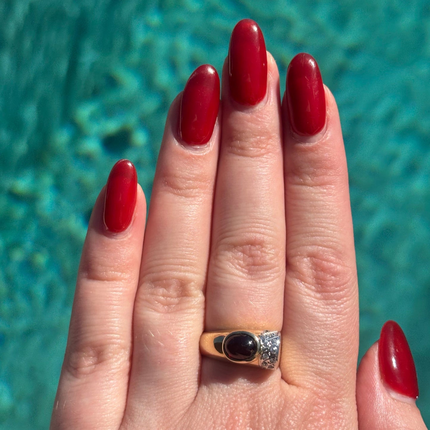 Vintage 9CT  Garnet and white Spinel abstract ring