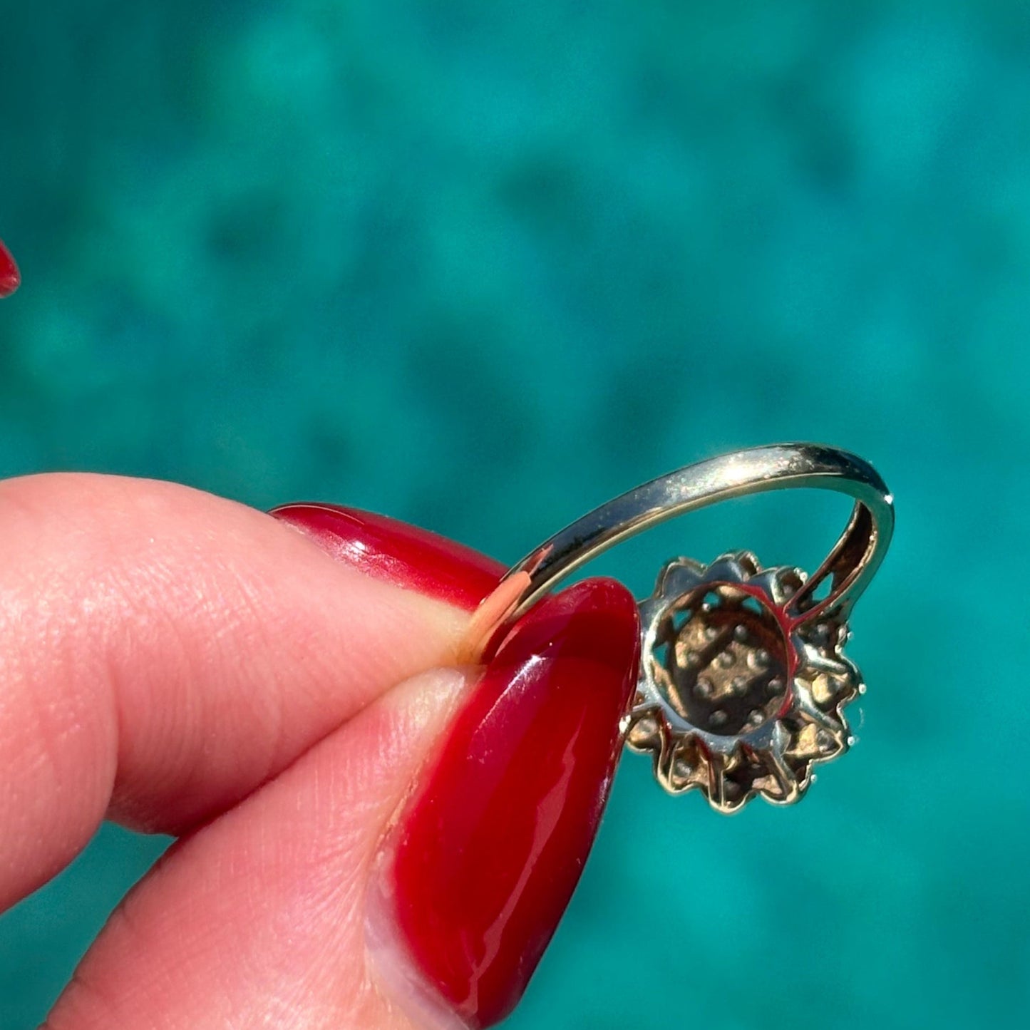 Antique style 9CT oval Natural Diamond cluster ring