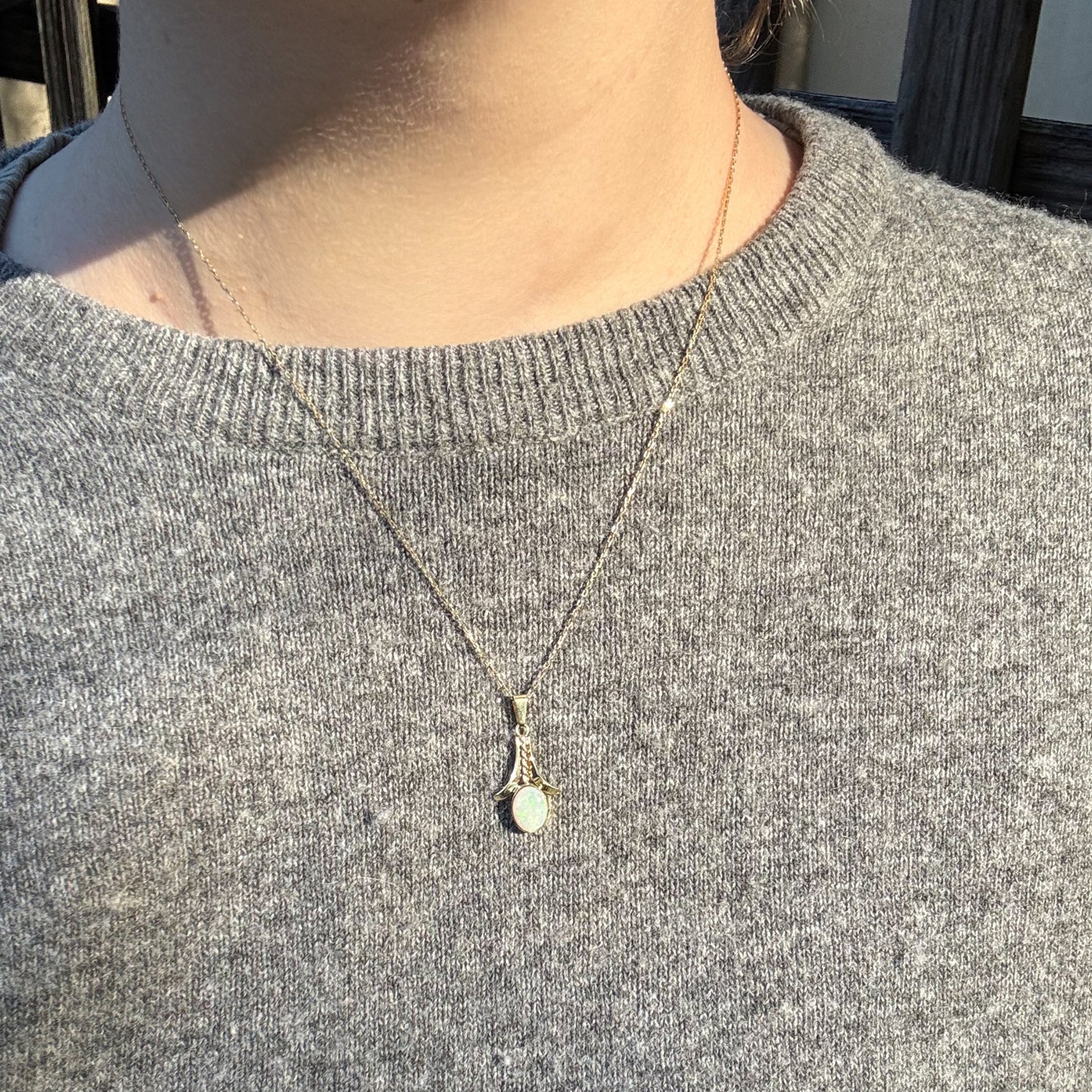 Vintage 1950’s 14K Solid Natural crystal Opal pendant