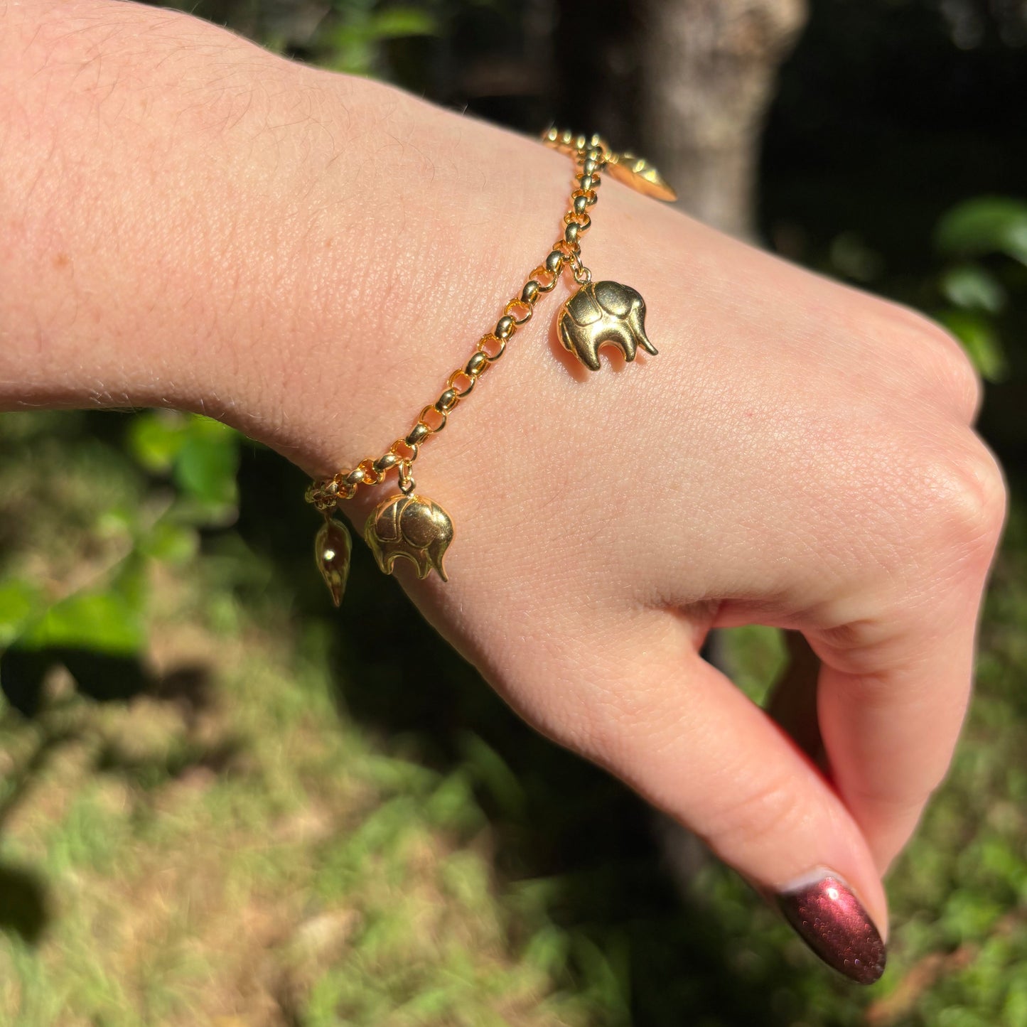 18K rolo chain elephant charm bracelet