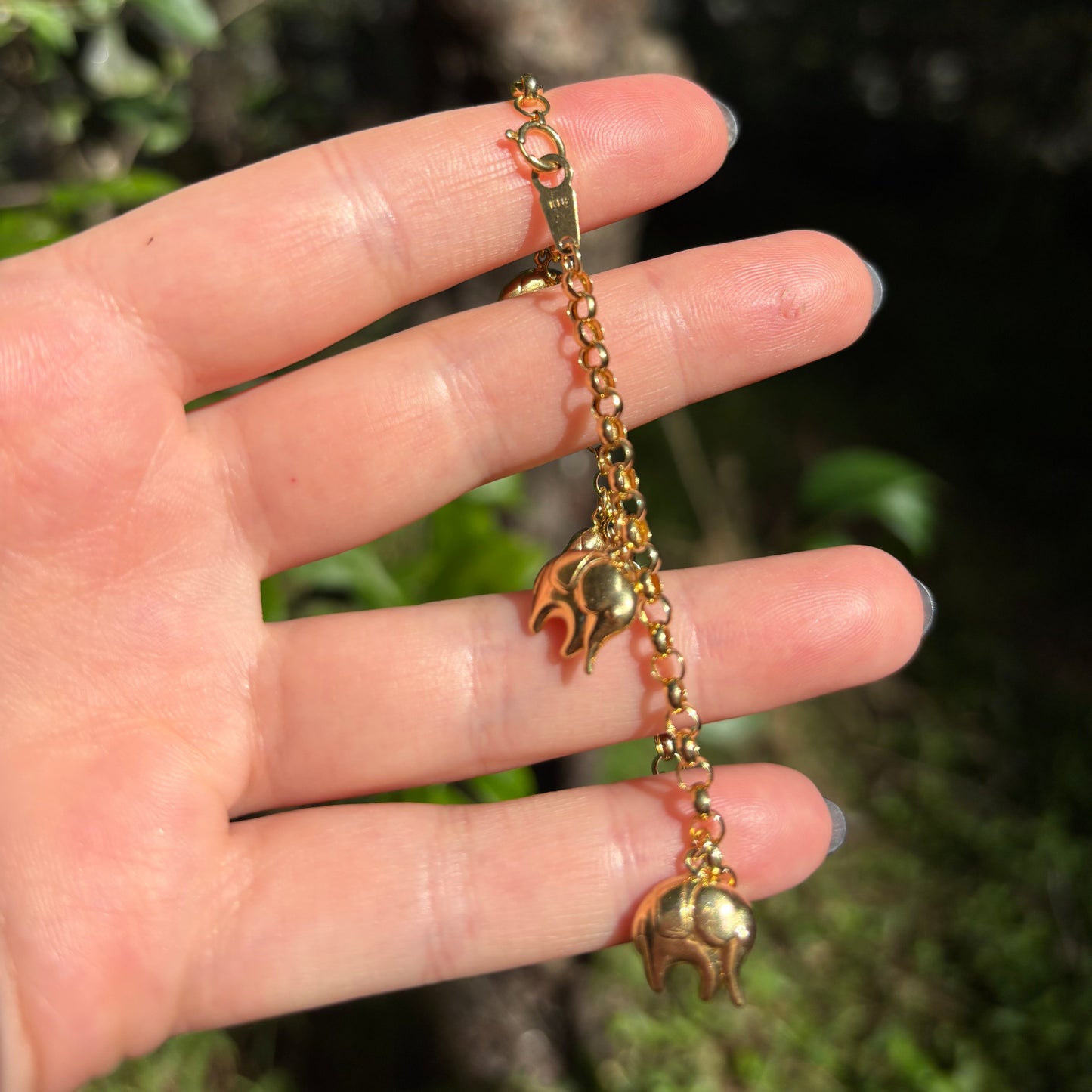 18K rolo chain elephant charm bracelet