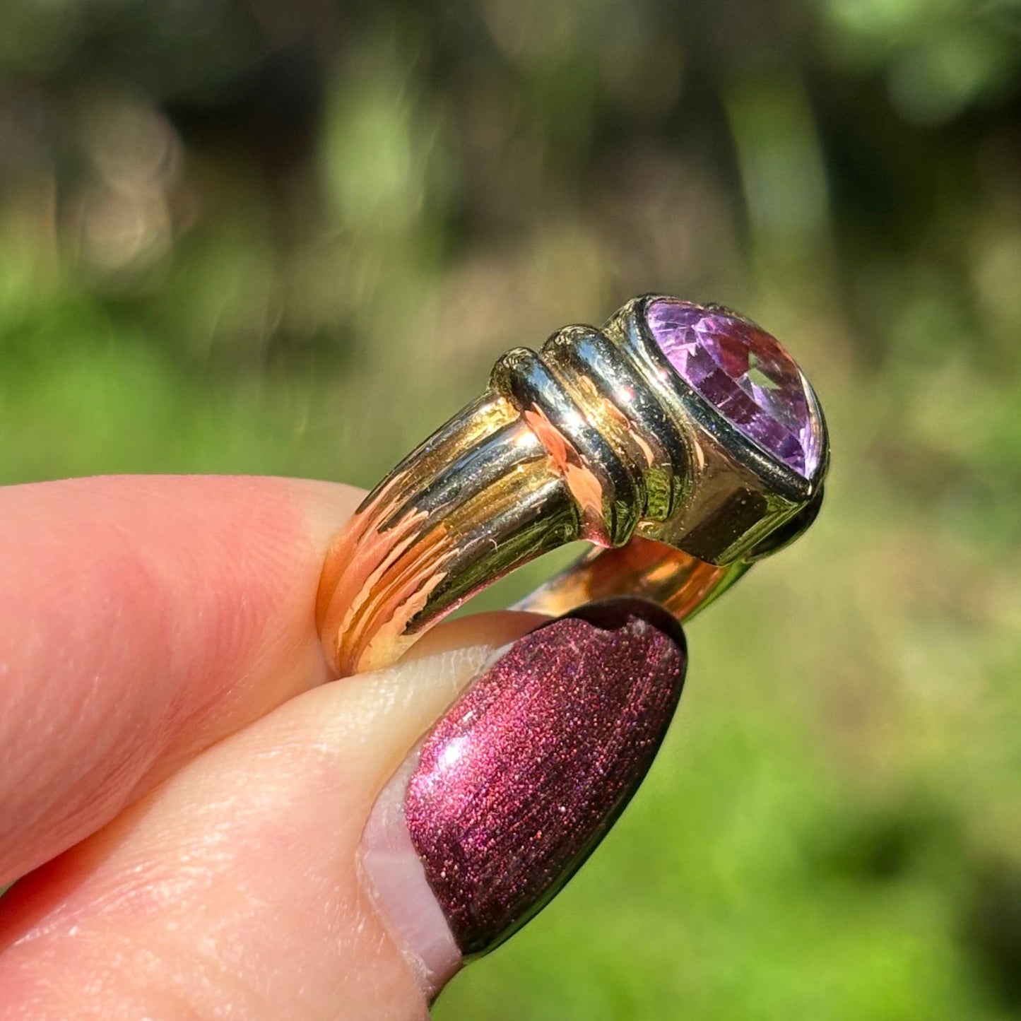Chunky Vintage ribbed 18K Amethyst heart ring